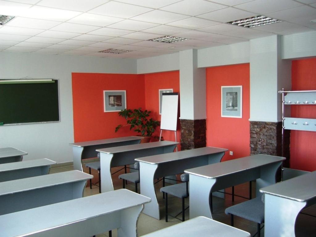 Hotel Profspilkovyi Lutsʼk Extérieur photo