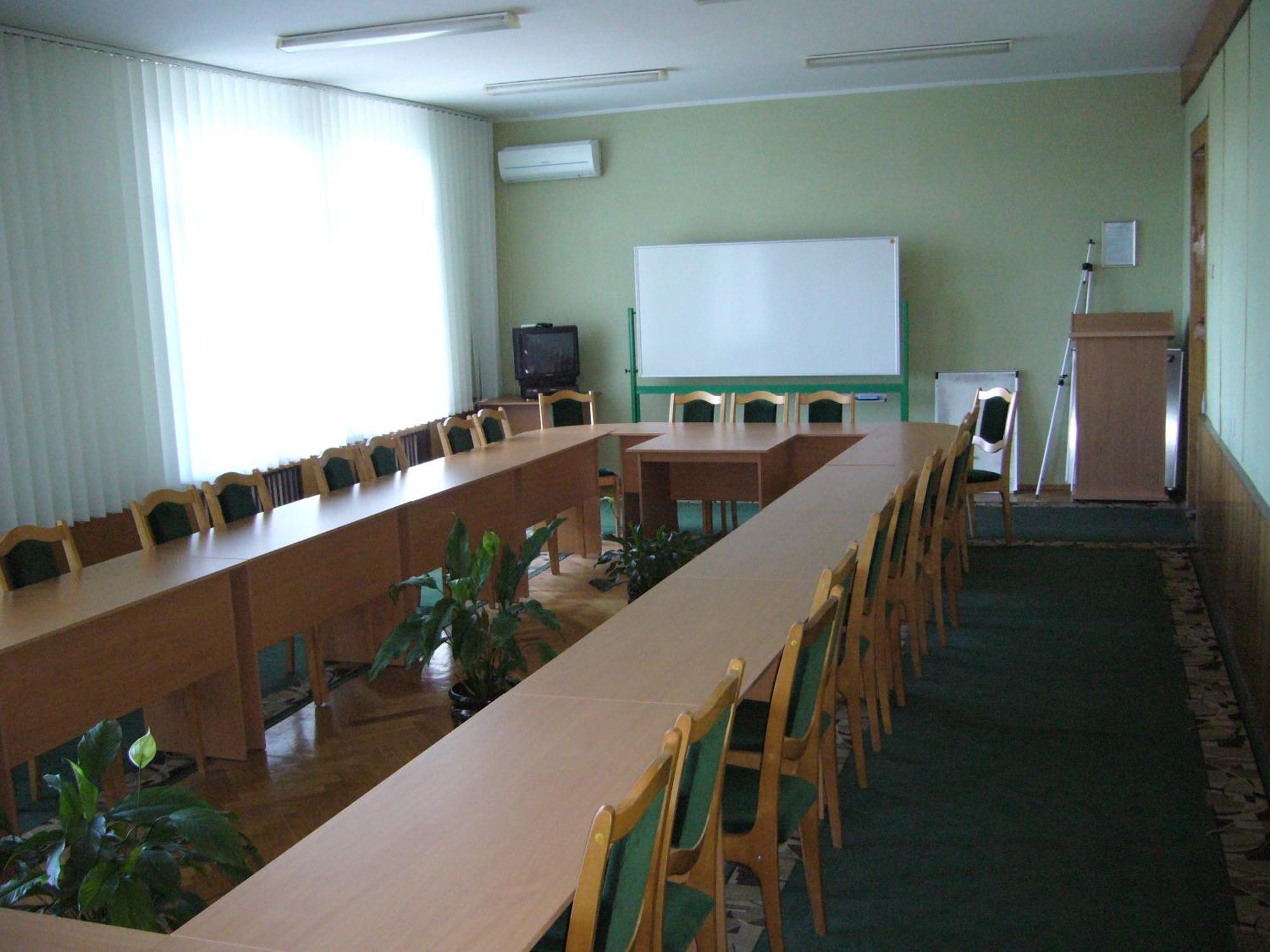 Hotel Profspilkovyi Lutsʼk Extérieur photo