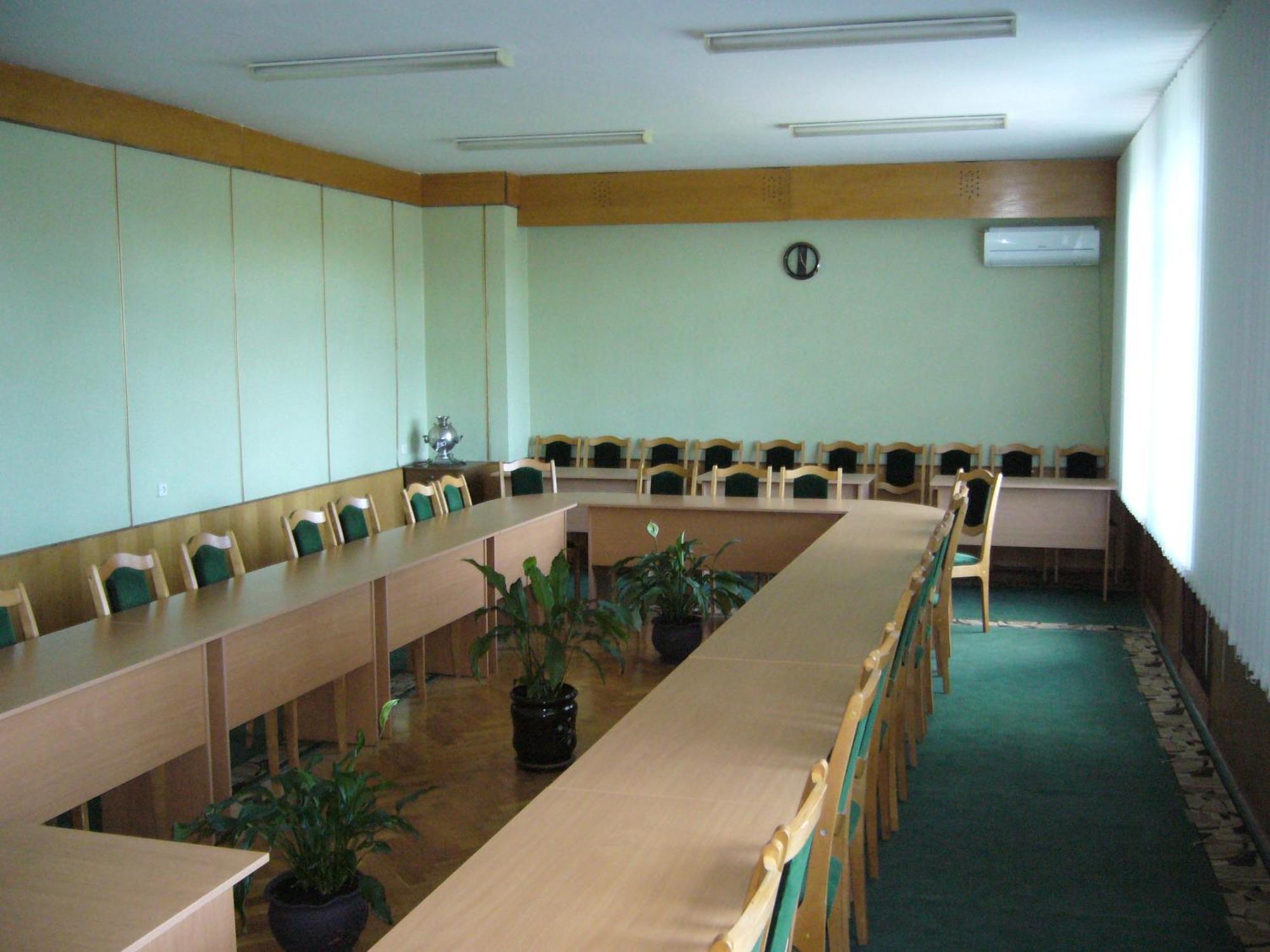 Hotel Profspilkovyi Lutsʼk Extérieur photo